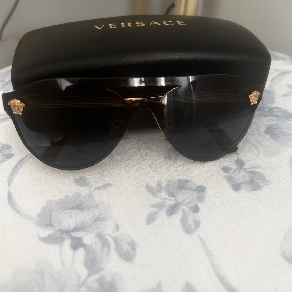 Versace Black Sunglasses